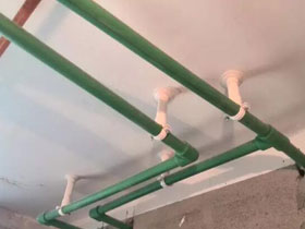 水管走地面好還是走墻頂好？讀完不在糾結(jié)
